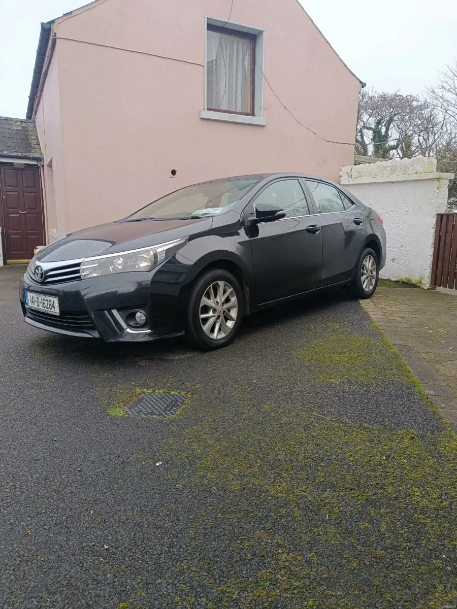 Toyota Corolla 2014 - Image 1
