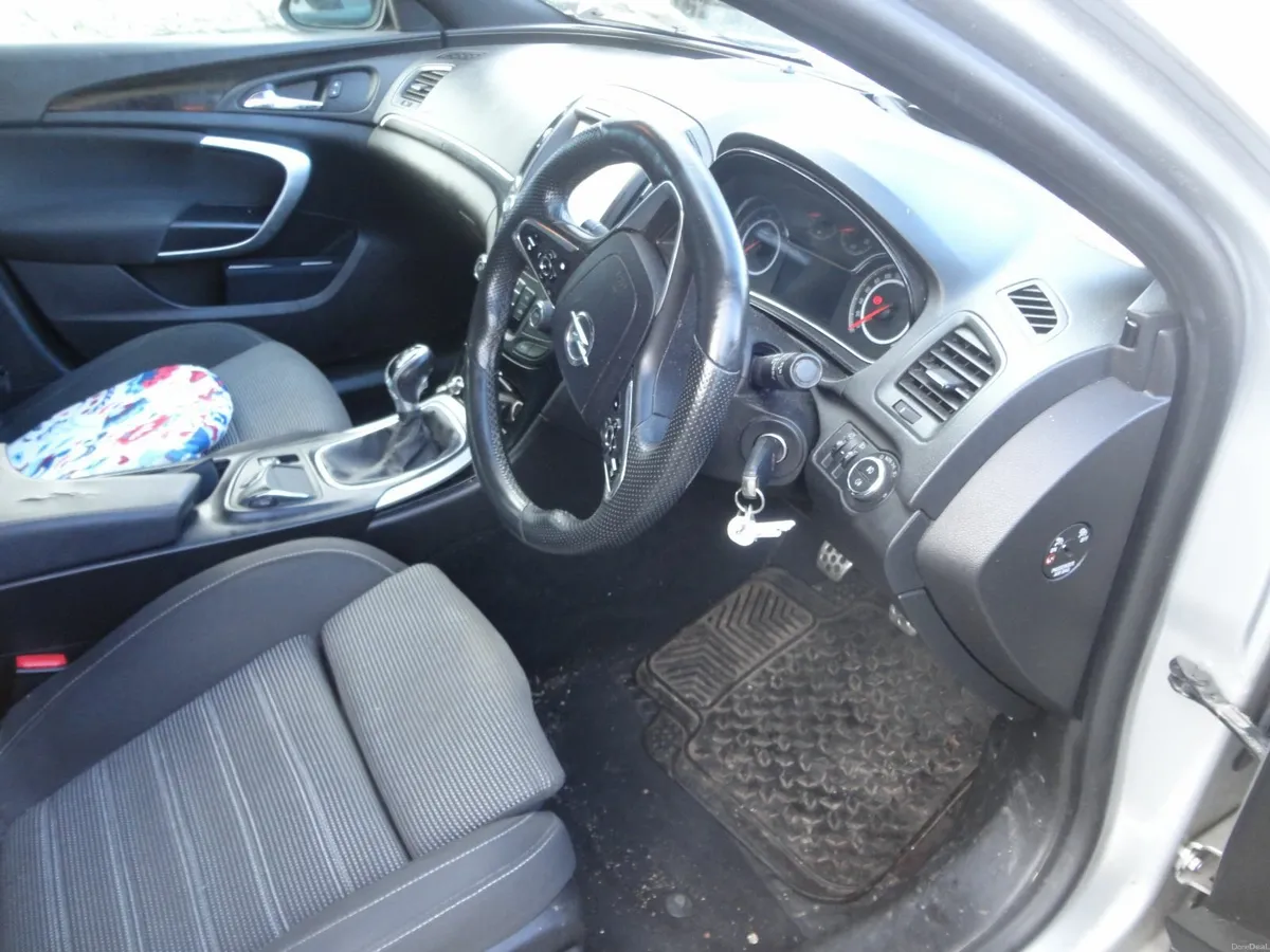 Opel Insignia 2016 2l diesel - Image 3