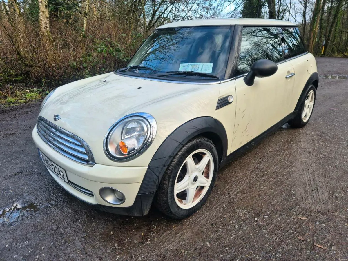 10 MINI 1.4  IMMACULATE - Image 3