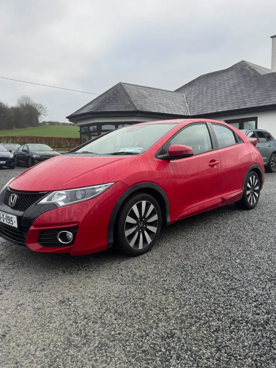Honda Civic 2016 low km full Honda service - Image 1