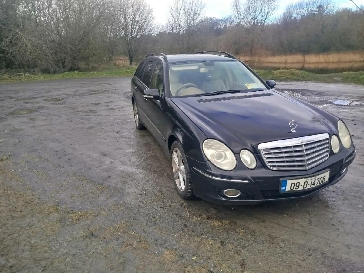 2009 mercedes e200 estate - Image 3