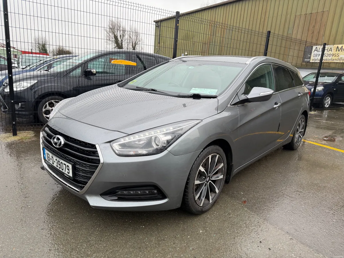 Hyundai i40 2016 Executive Estate Manual Diesel - Image 1