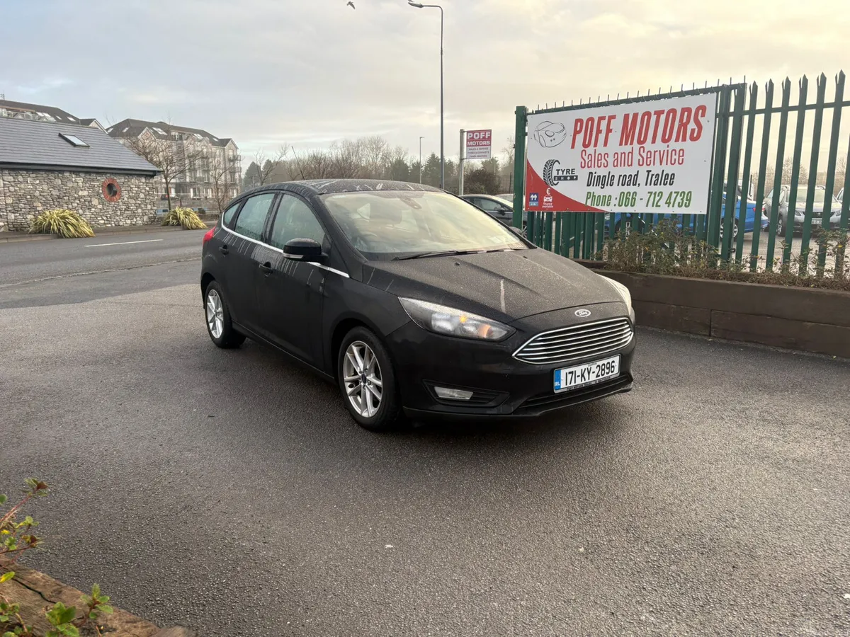 Ford Focus 2017 - Image 2