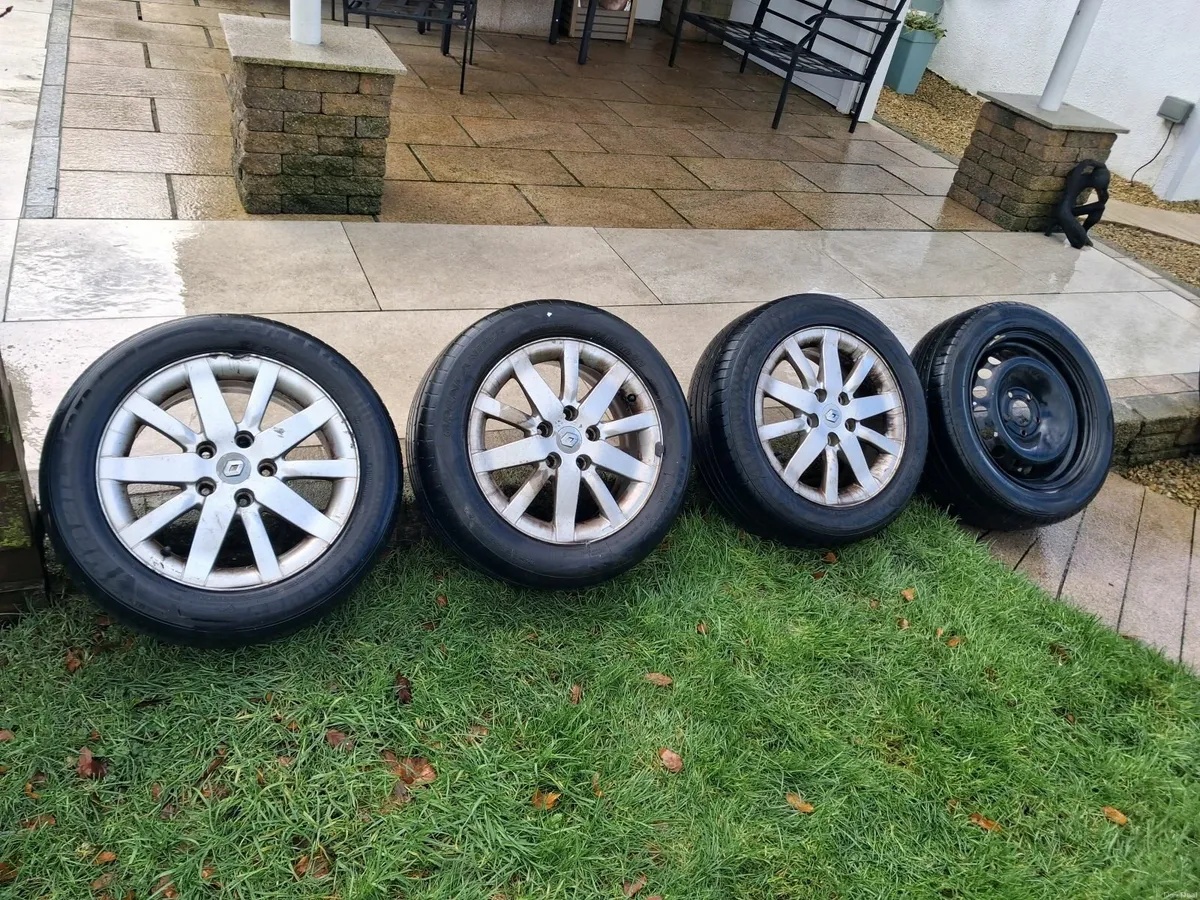 Alloy  wheel renault - Image 1