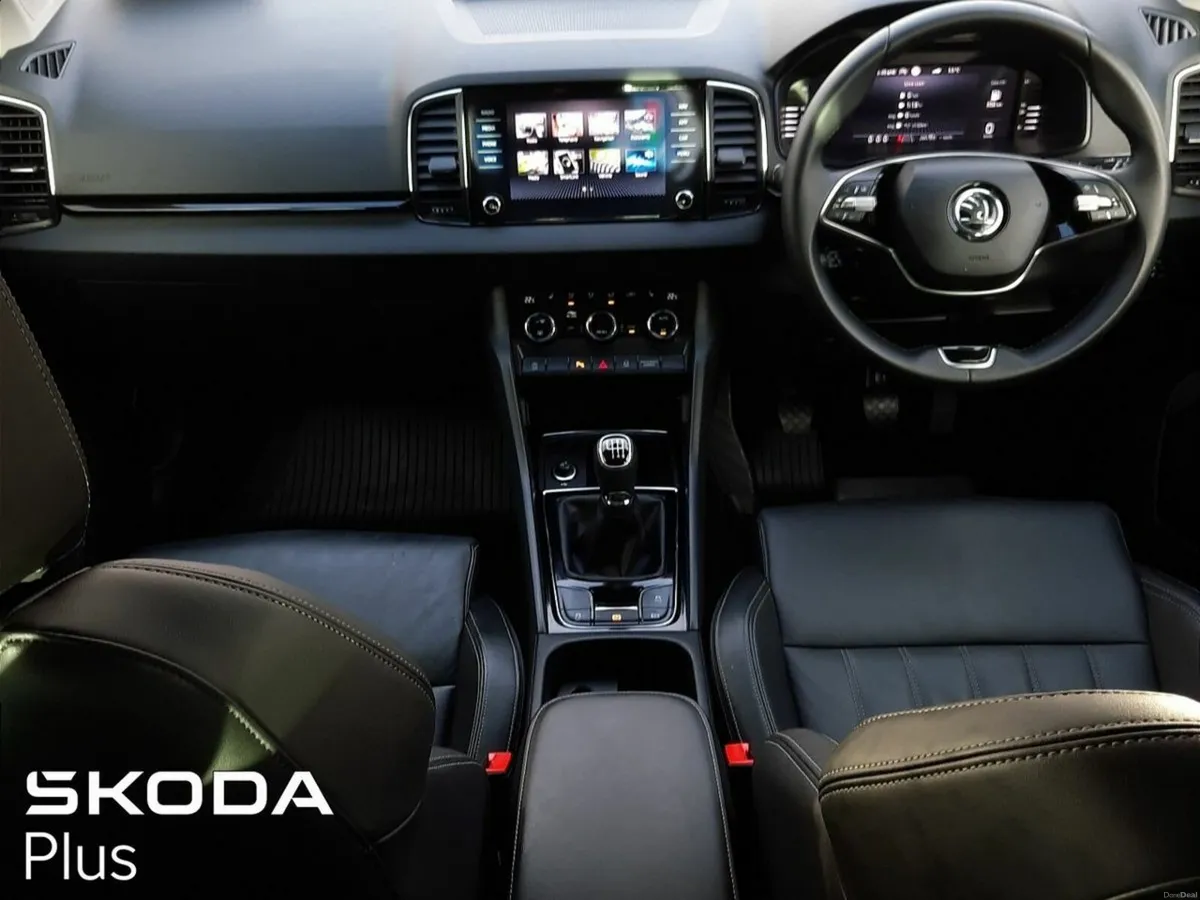 Skoda Karoq **FULL LEATHER**SAT-NAV** SELECTION+** - Image 2