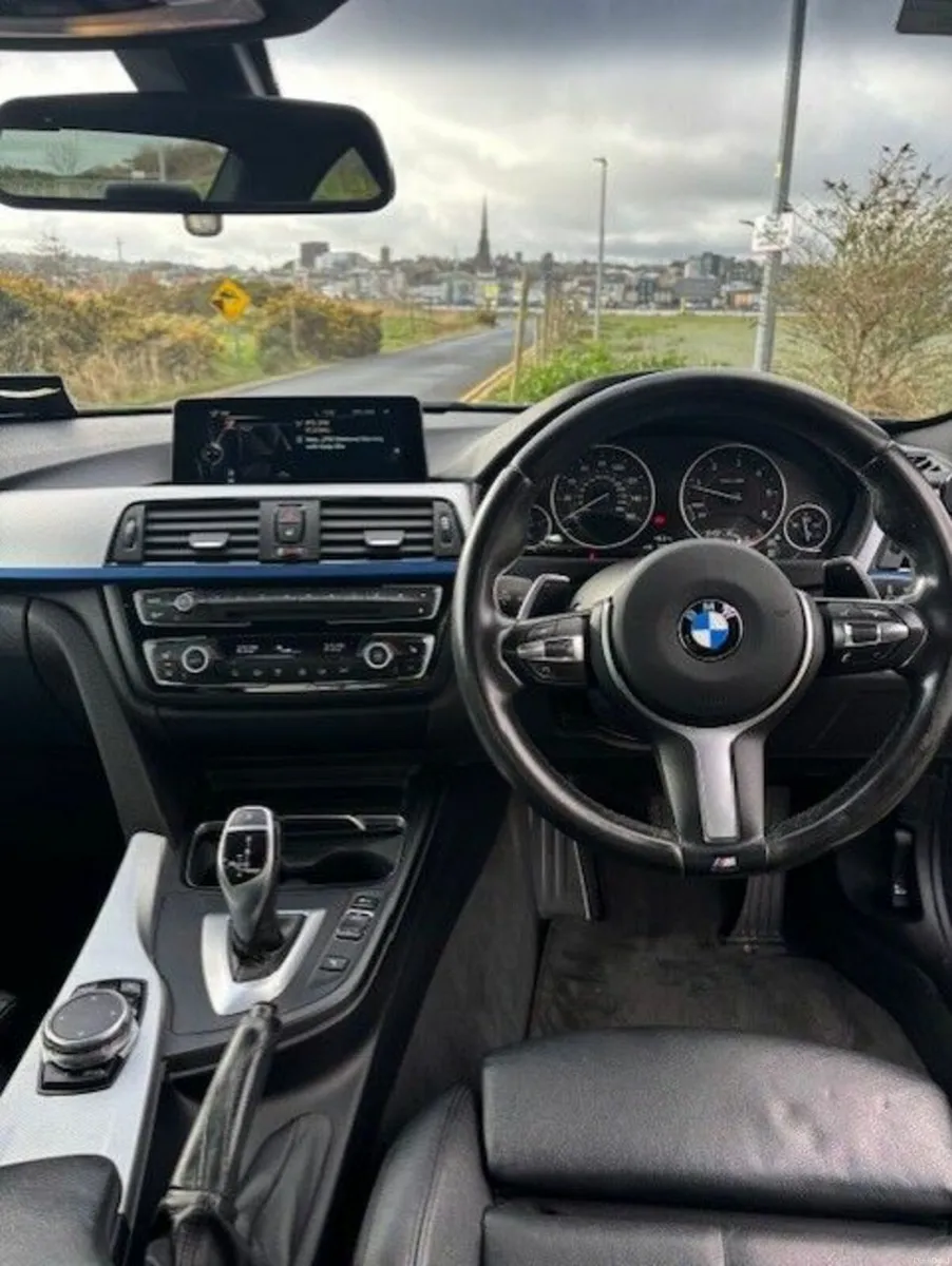 BMW 4-Series 2015 - Image 2