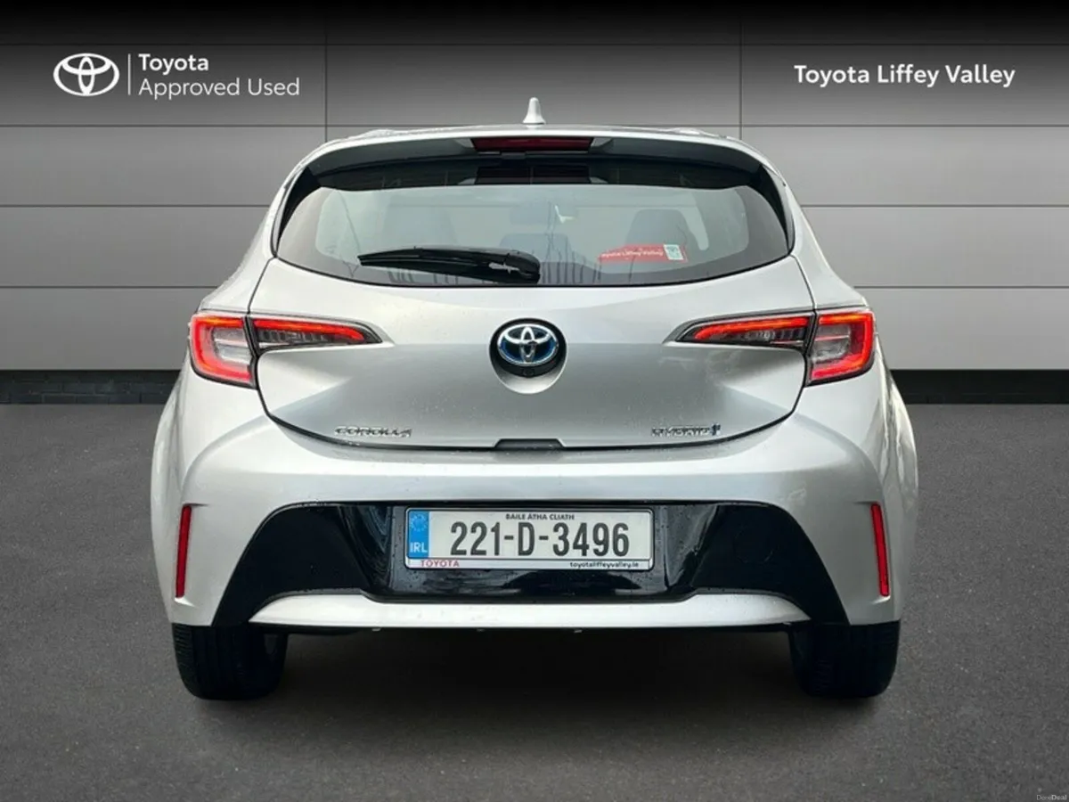 Toyota Corolla HYBRID LUNA H/B 4DR AUTO - Image 4