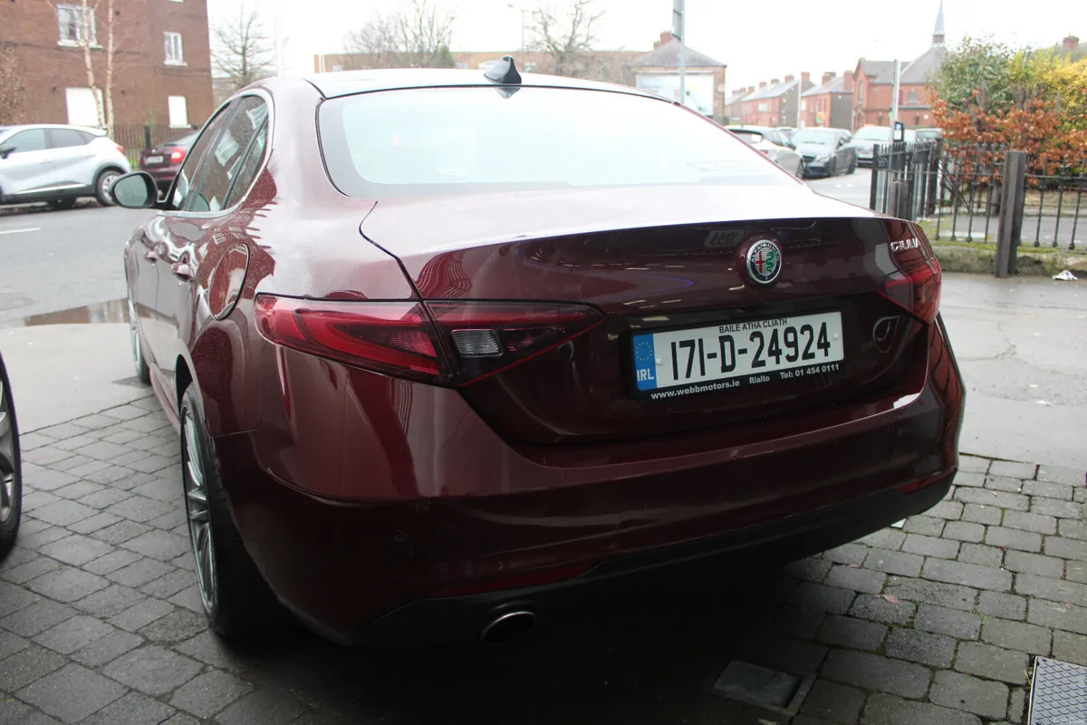 Alfa  Giulia 2.0L TURBO SUP/LUX AUTOMATIC 200BHP - Image 4