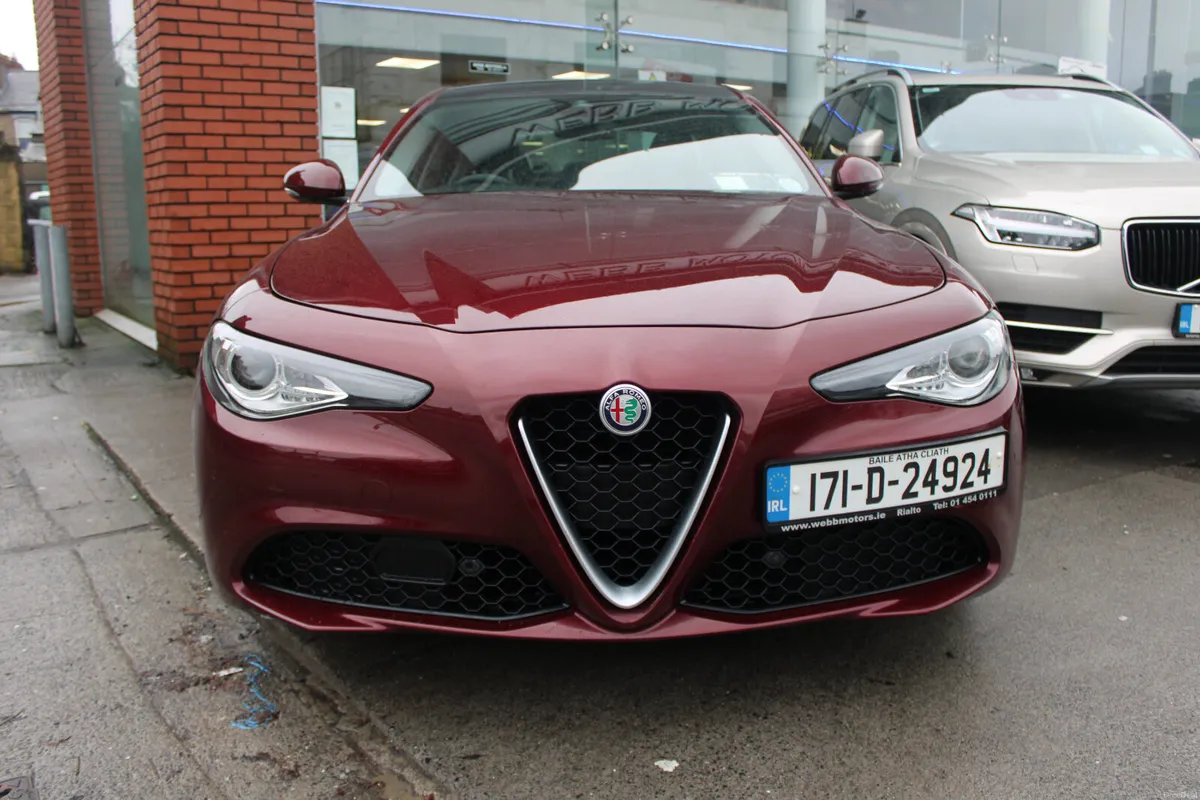 Alfa  Giulia 2.0L TURBO SUP/LUX AUTOMATIC 200BHP - Image 2