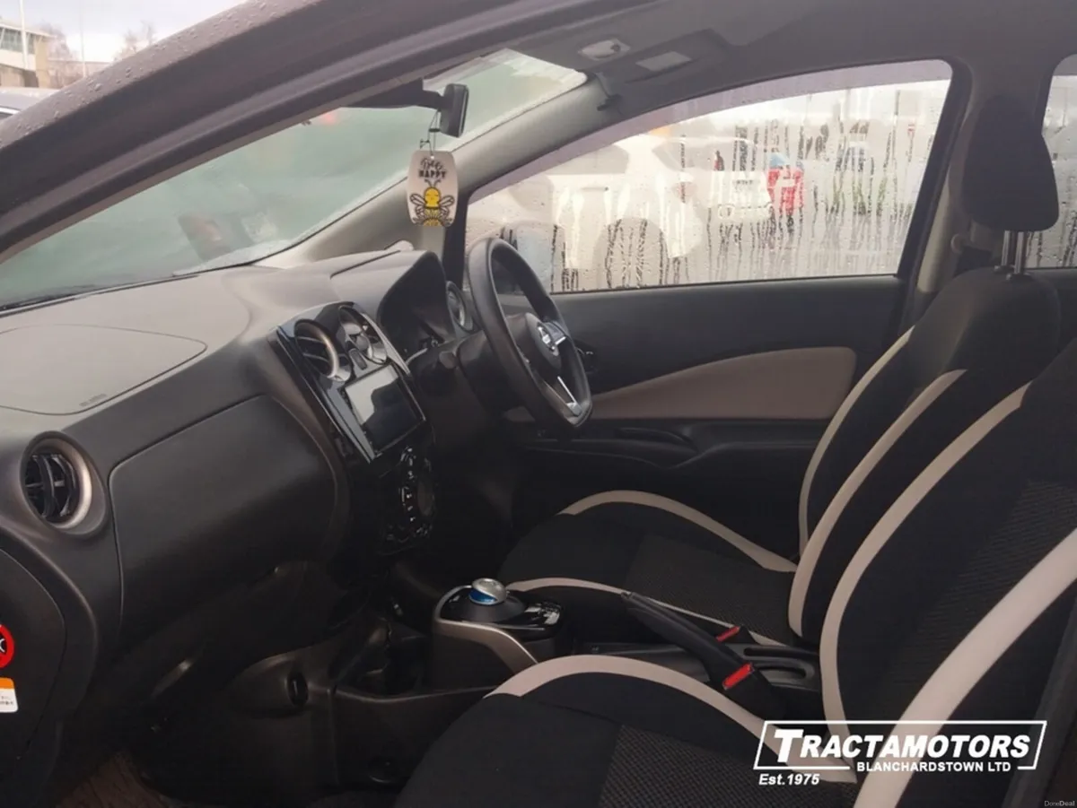 Nissan Note 1.2 TOP SPEC 5DR AUTO - Image 4