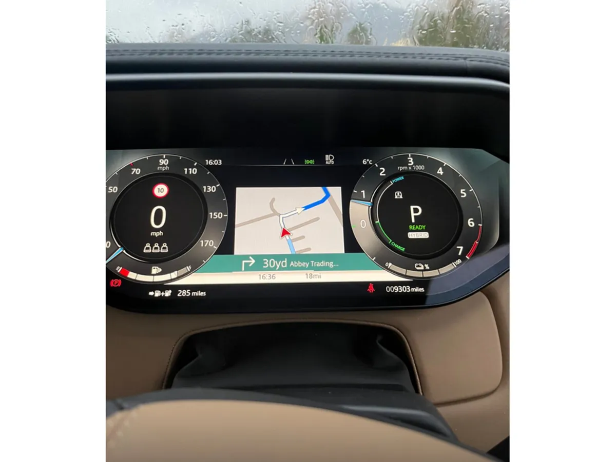 Land Rover Range Rover Sport SE CARAWAY PERFORATED - Image 3