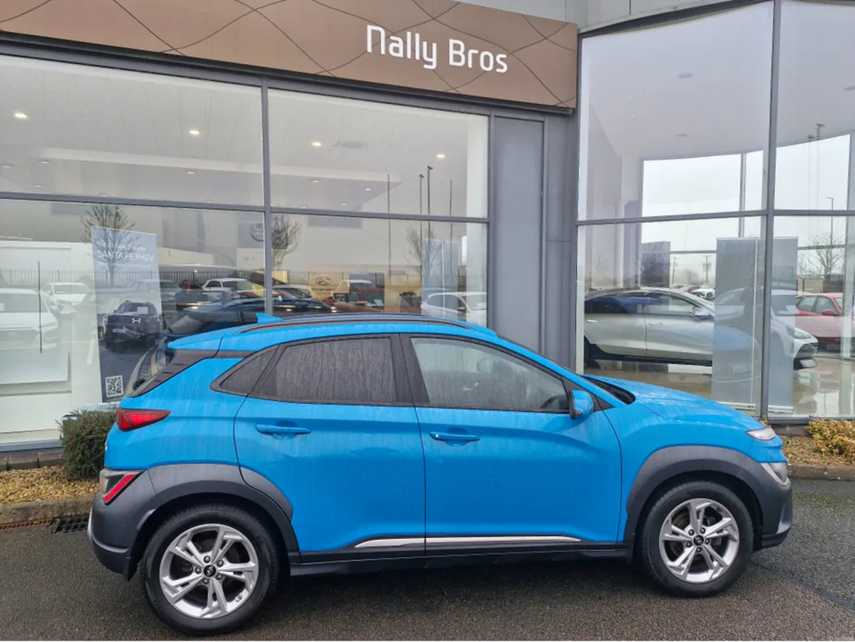 Hyundai KONA KAUAI EXECUTIVE 5DR PETROL - Image 4