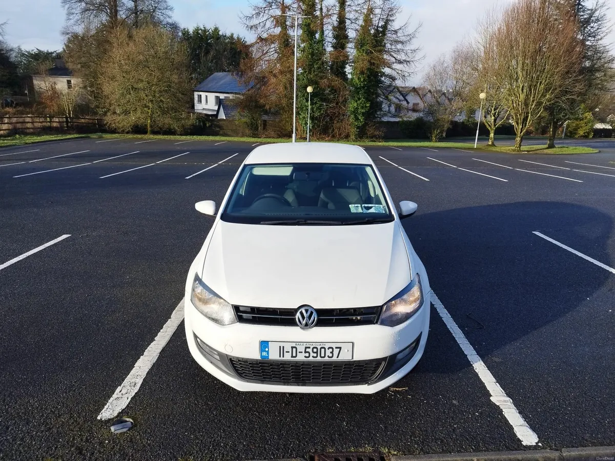Volkswagen Polo 2011 - Image 2