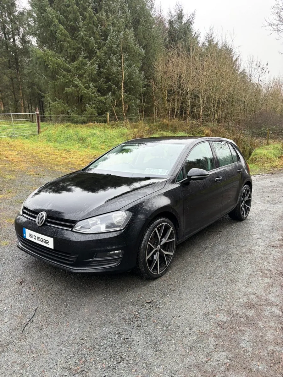 2015 Volkswagen Golf - Image 1
