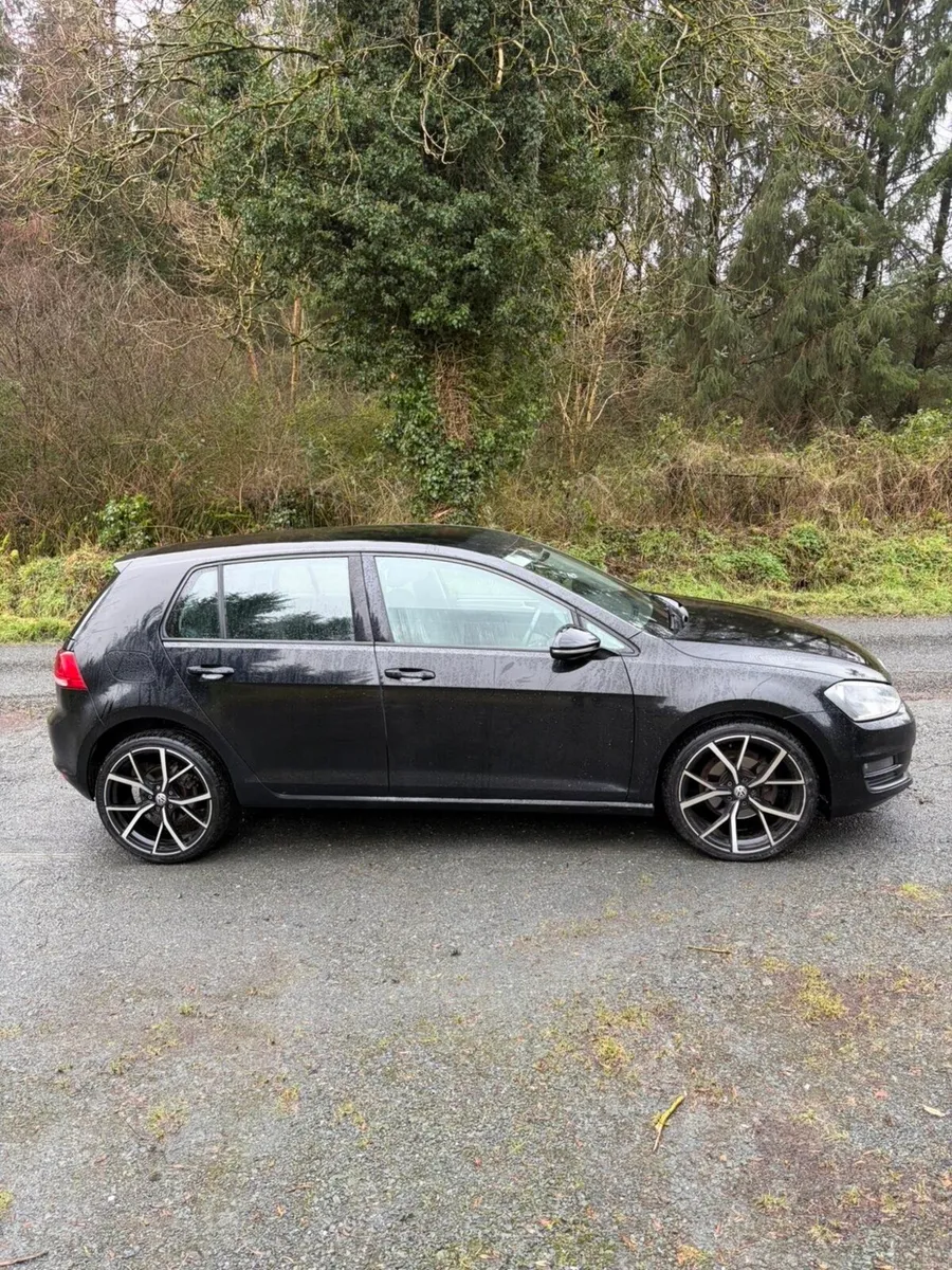 2015 Volkswagen Golf - Image 4