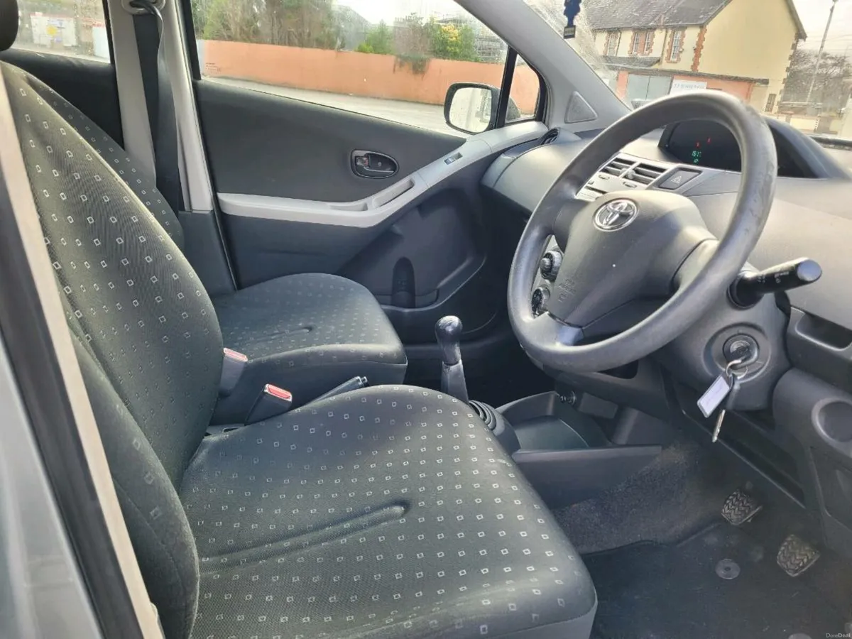 2007 TOYOTA YARIS 1.0L STRATA LOW MILEAGE. - Image 4