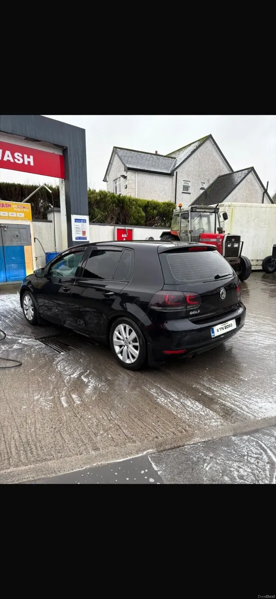 Volkswagen Golf 2011 - Image 4
