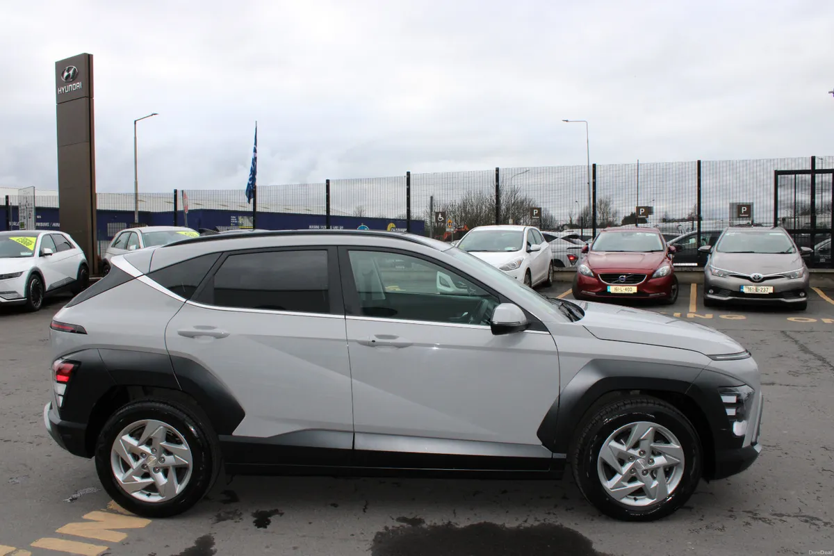 Hyundai KONA 2024 - Image 6