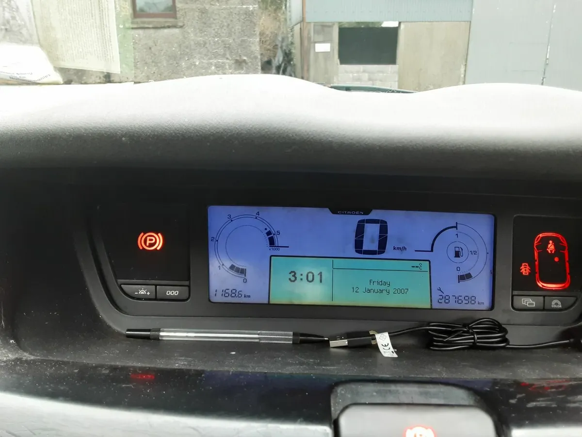 Citroen C4 7 seater just tested - Image 2