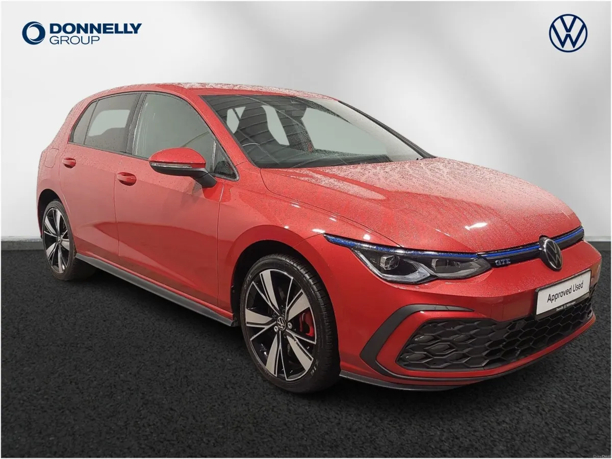 Volkswagen Golf Hatchback GTE - Image 1