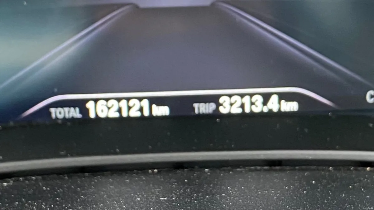 BMW 5-Series 2019 - Image 3