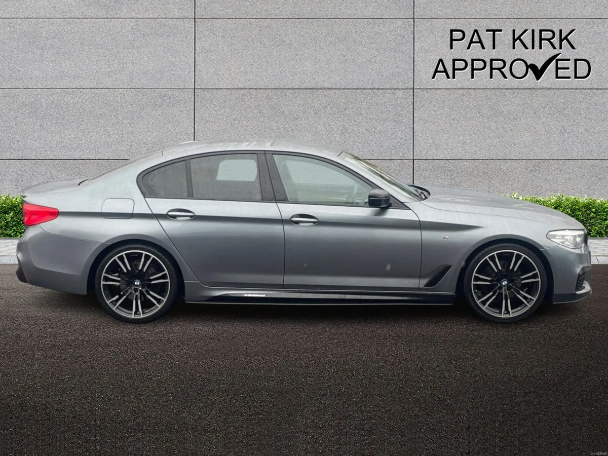BMW 5 Series Diesel Saloon M Sport - Image 3