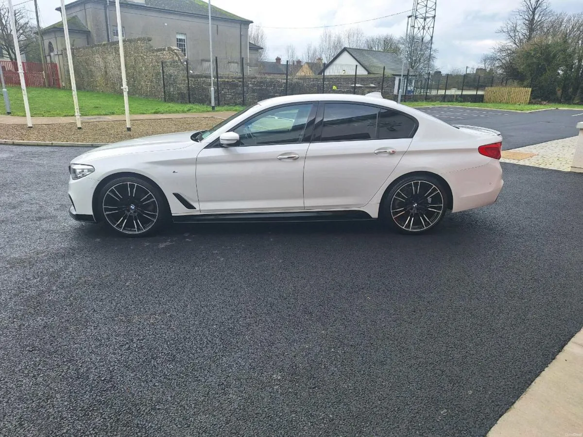 2017 BMW M.SPORT X DRIVE AUTO. - Image 3