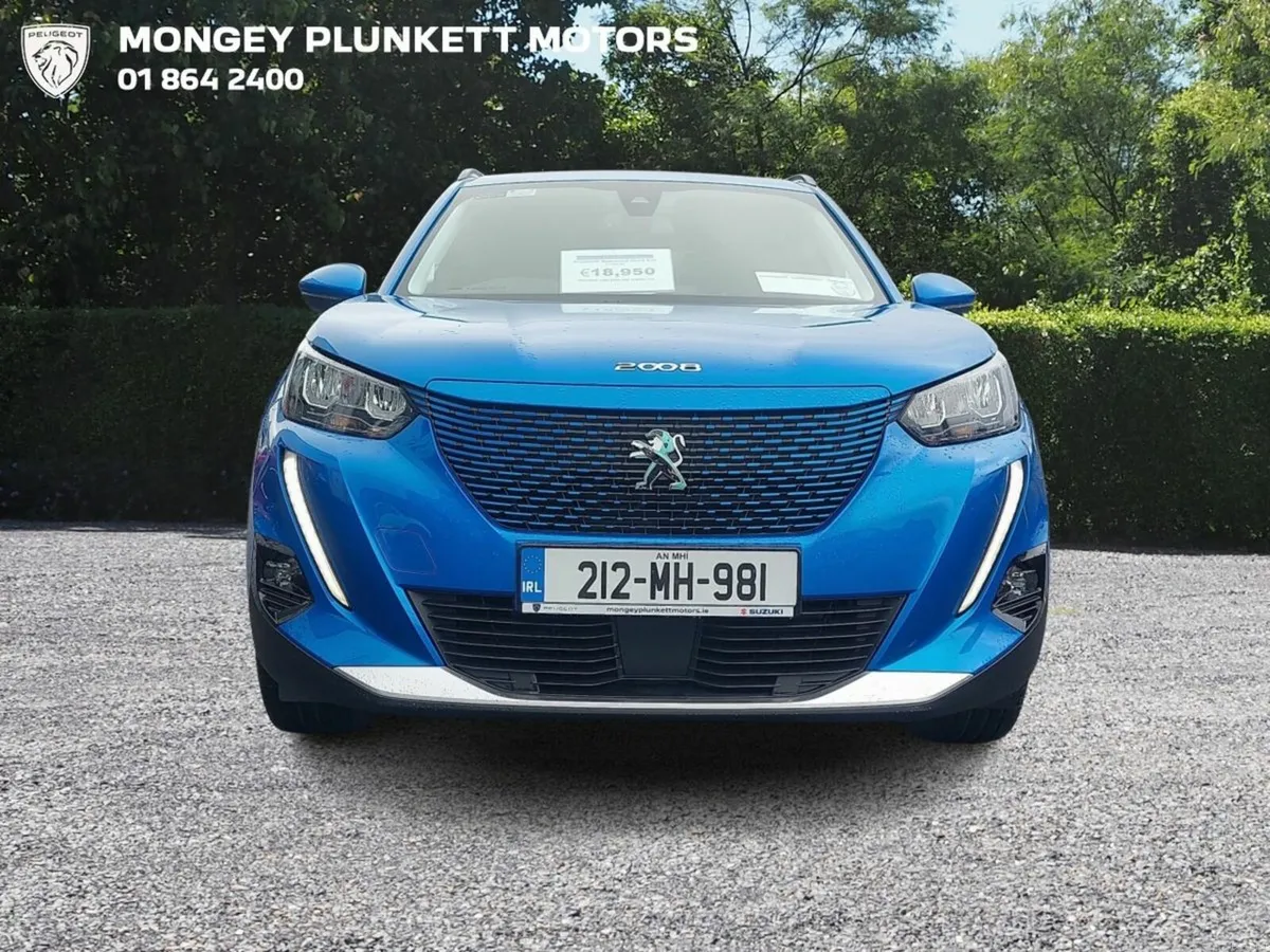 Peugeot 2008 Electric 136 bhp (50 kWh) Allure - Image 2