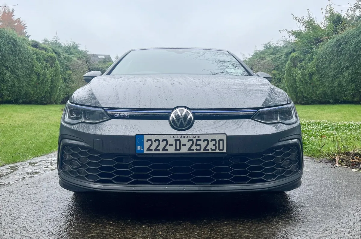 2022 Volkswagen Golf 1.4 TSI GTE 5dr DSG - Image 3