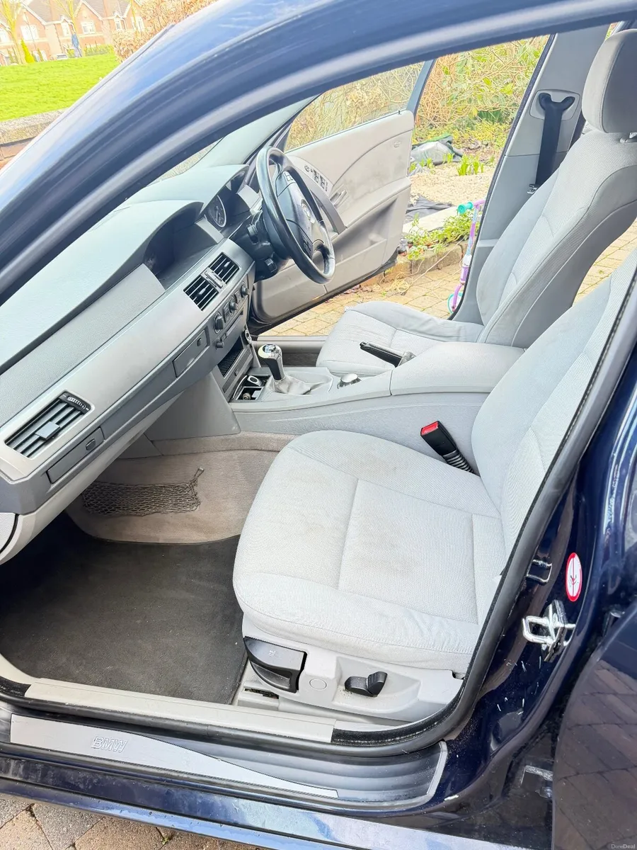 BMW 5-Series 2005 - Image 3