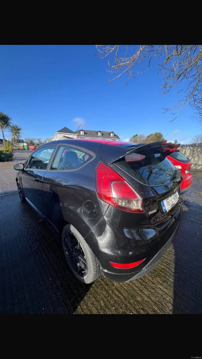 Ford Fiesta - Image 1
