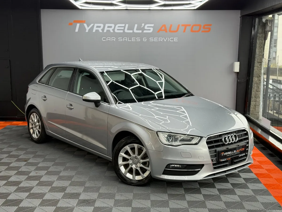 **DEPOSIT TAKEN** Audi A3 1.4 TFSI S-TRONIC 2016 - Image 2