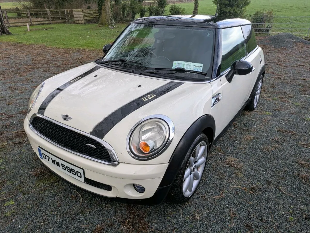 Mini 1.6 petrol - Image 2