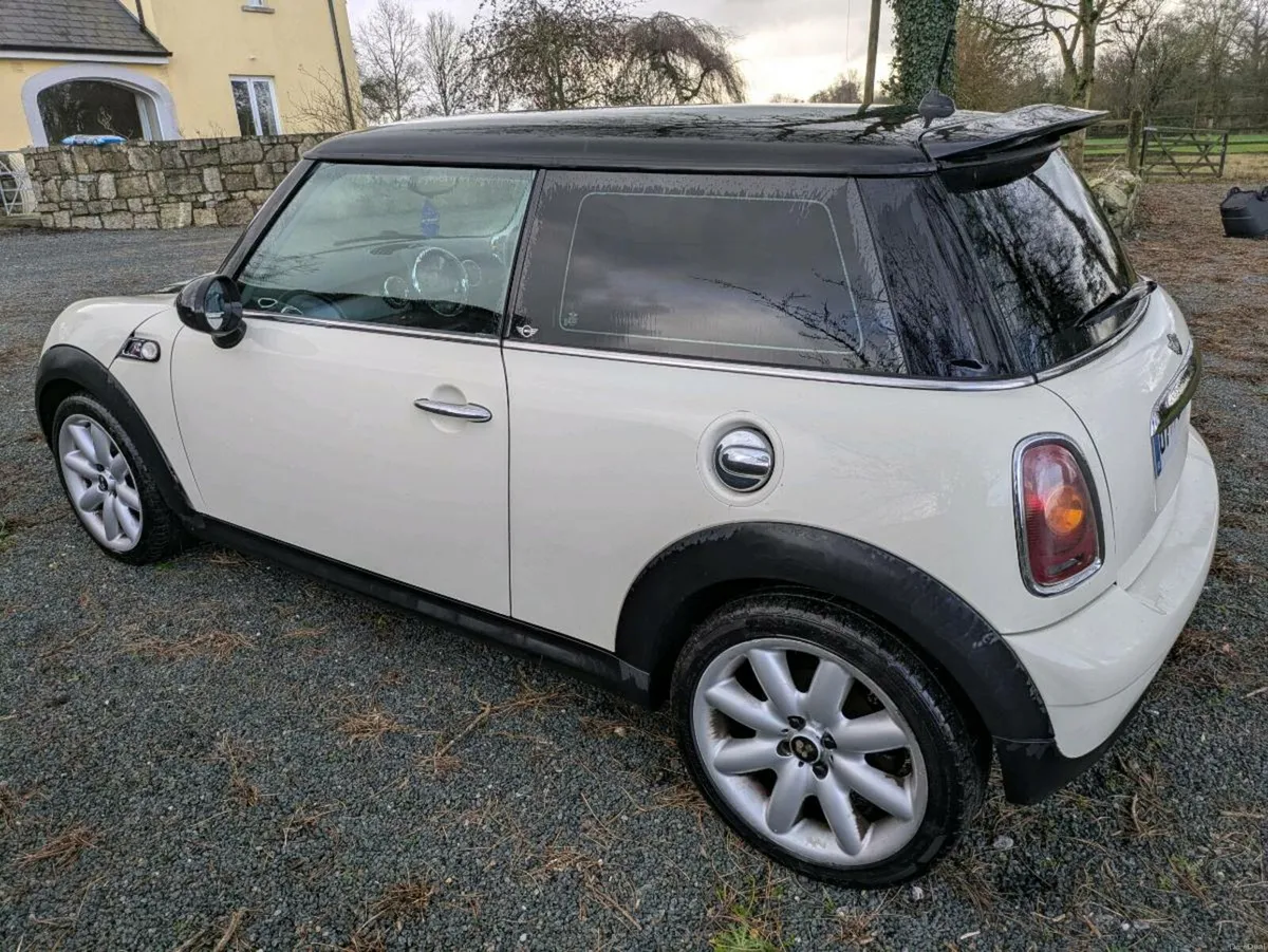 Mini 1.6 petrol - Image 3