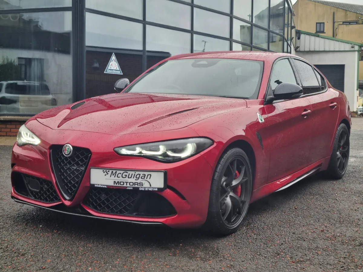 Alfa Romeo Giulia Quadrifoglio 2.9 BiTurbo - Image 3