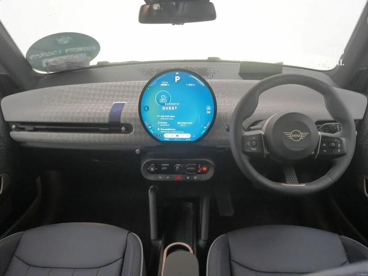 Mini Cooper Cooper SE - Image 4