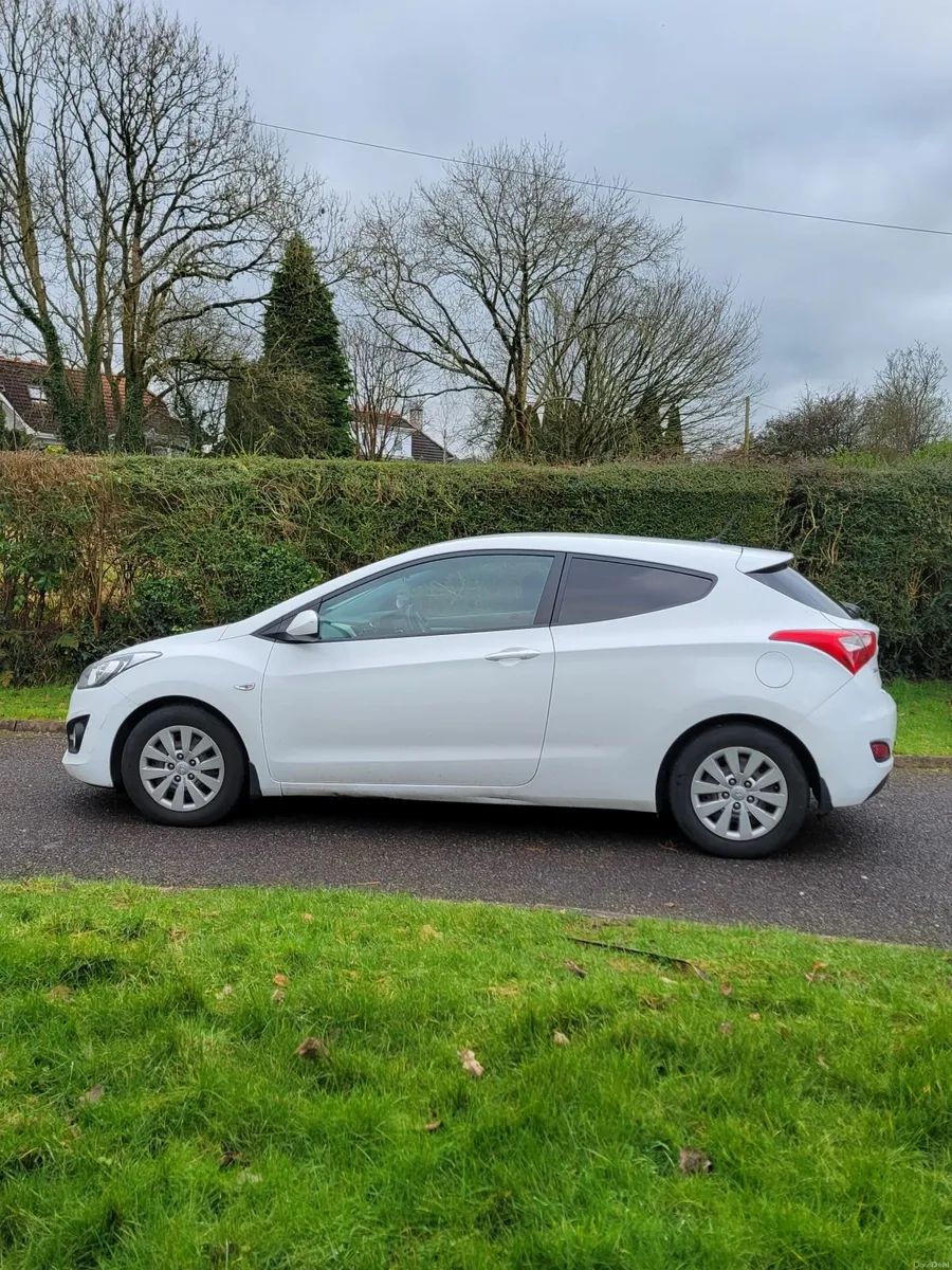 Hyundai i30 2015 - Image 3