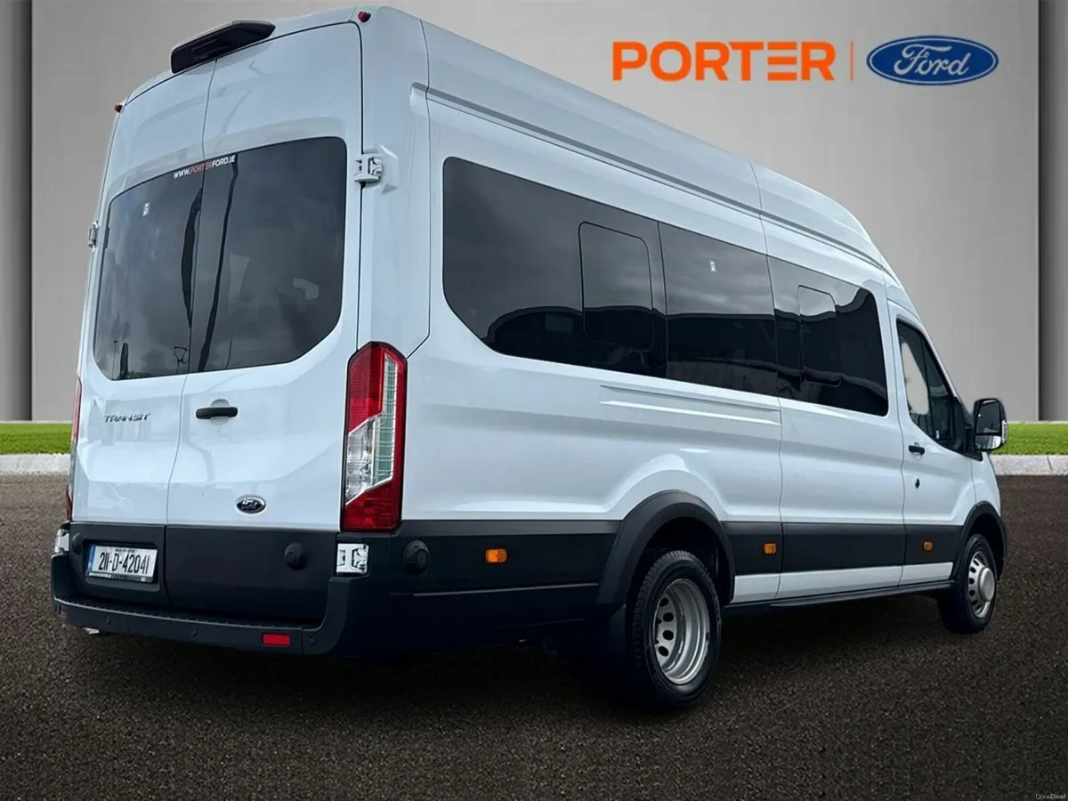 Ford Transit 17 SEATER MINIBUS 460 170PS TREND - Image 4
