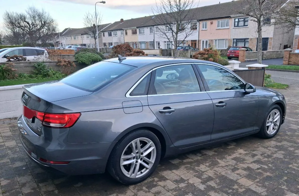 Audi A4 2017 - Image 4
