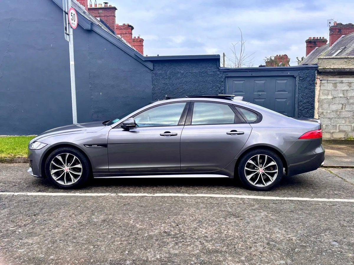 Jaguar XF R-Sport - Image 3