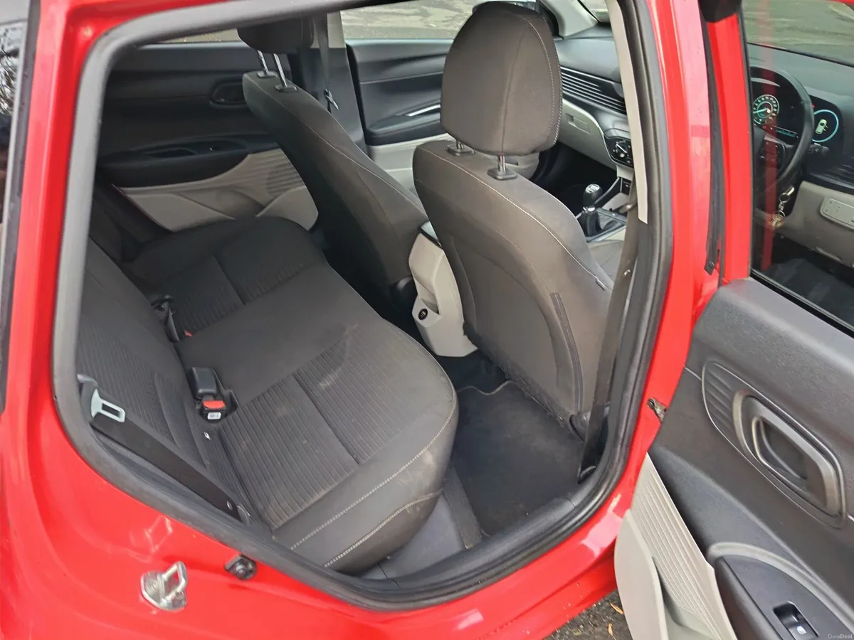 Hyundai i20 2021 - Image 2