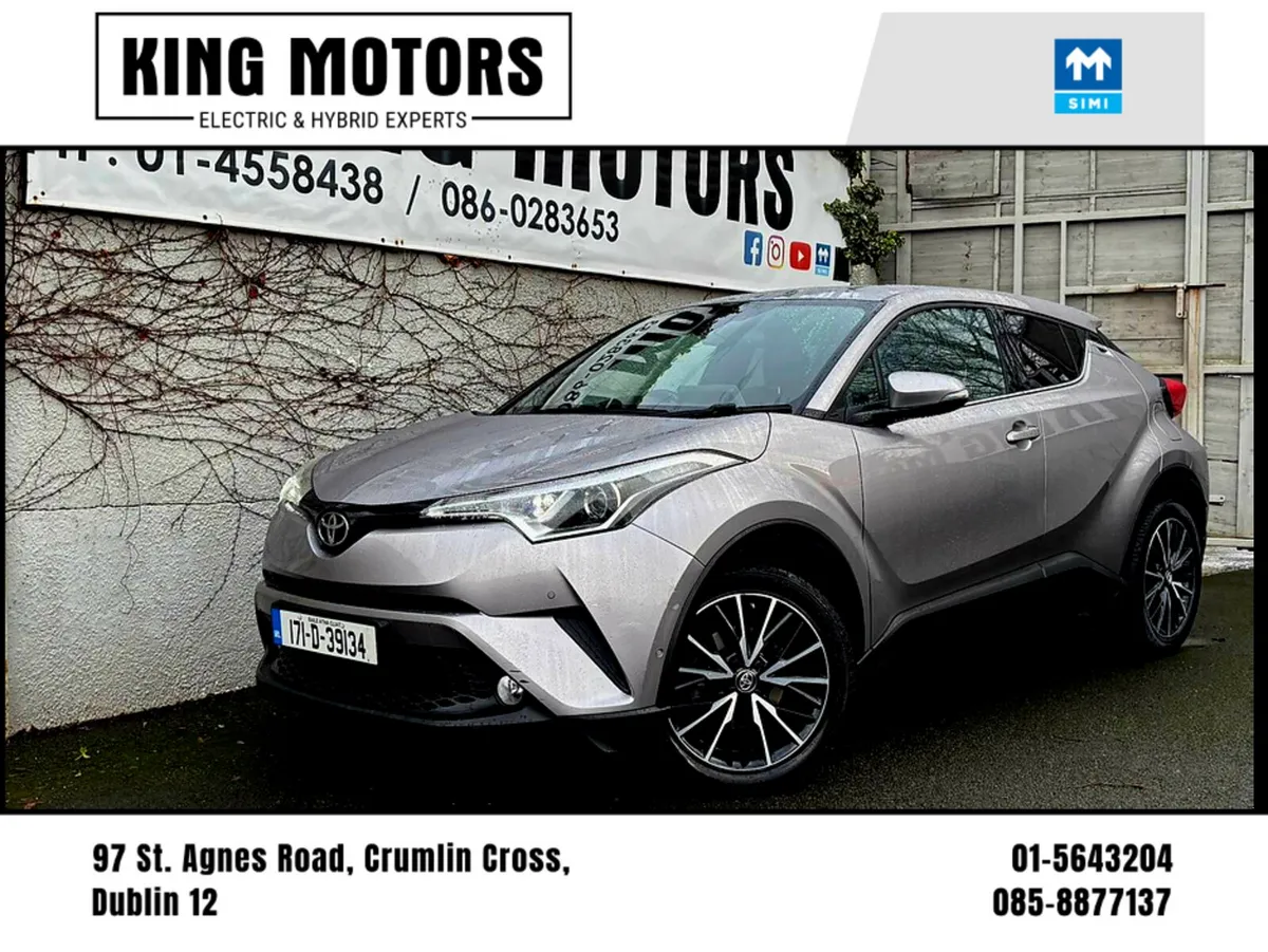 Toyota C-HR 2017 / SOL TOP SPEC / 1.2T PETROL - Image 1