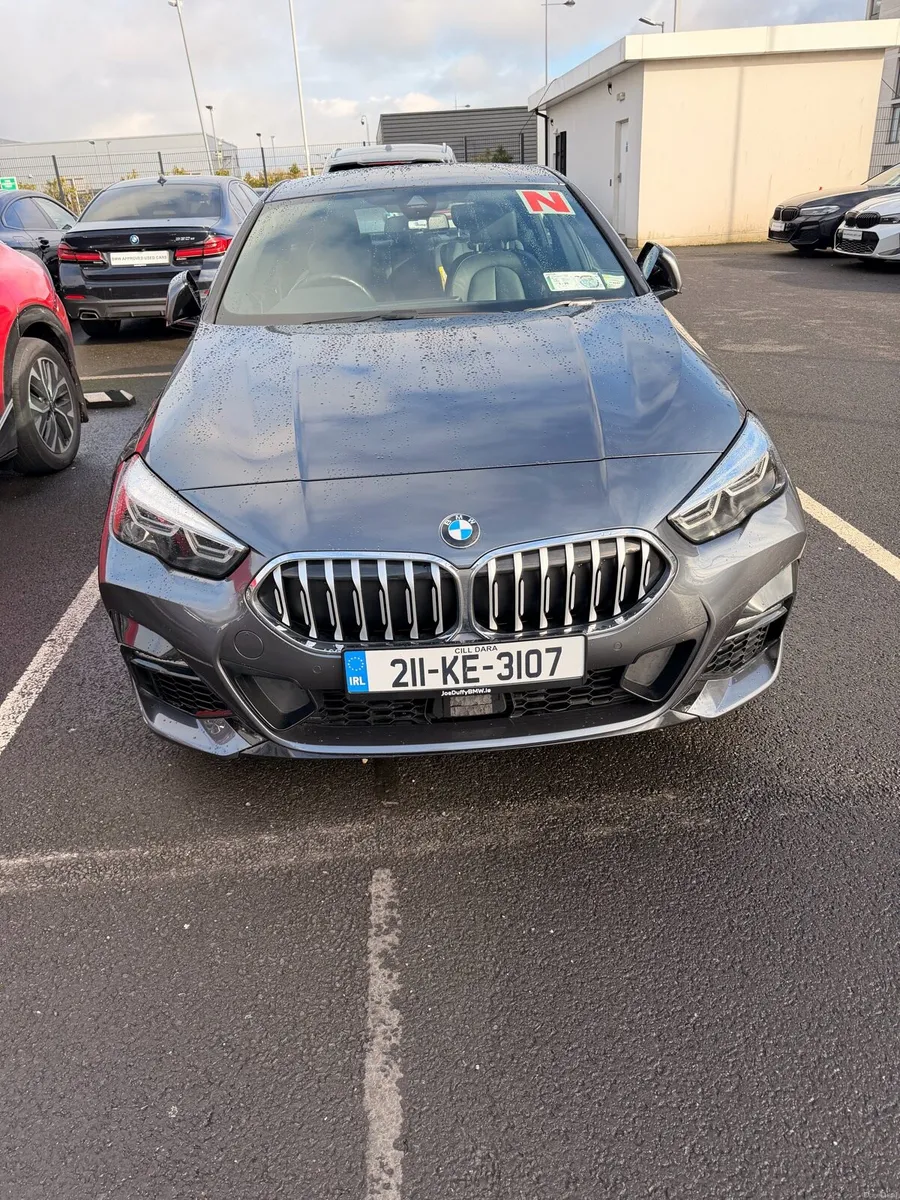BMW 218i - Image 1