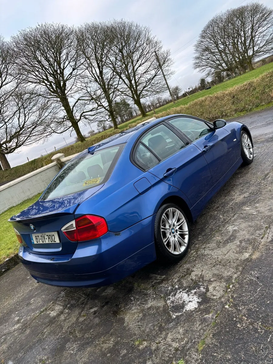 BMW 3 Series - Image 4