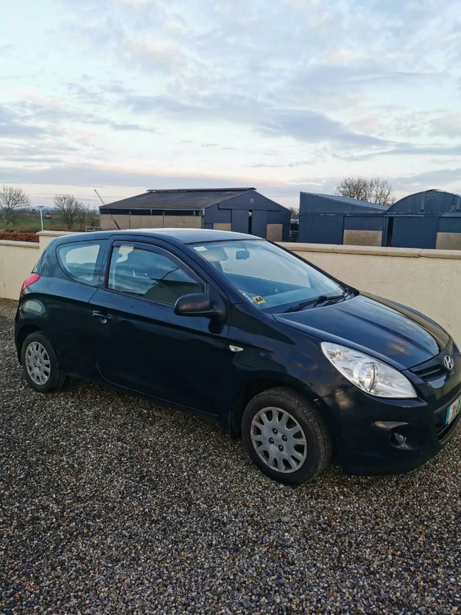 Hyandai i20 - Image 1