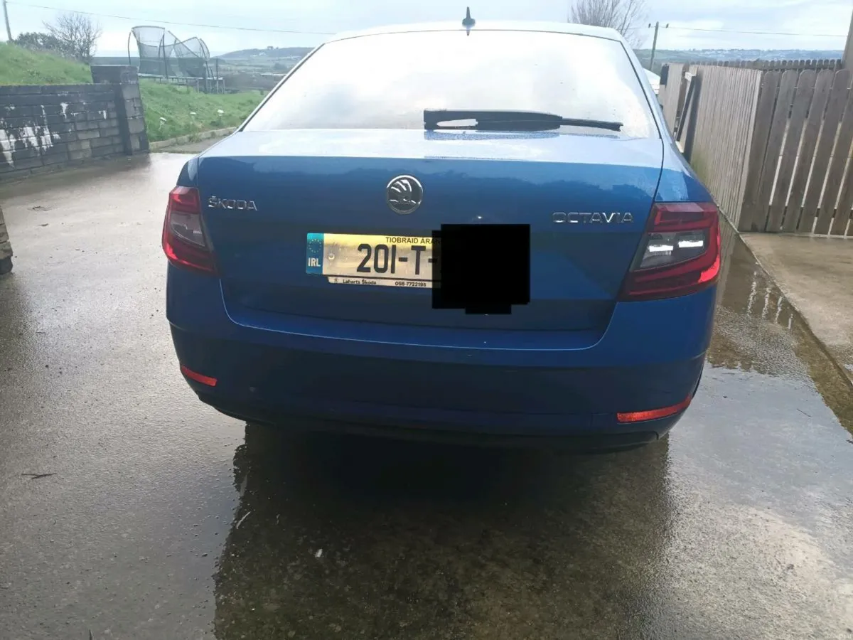 201 Skoda Octavia - Image 4