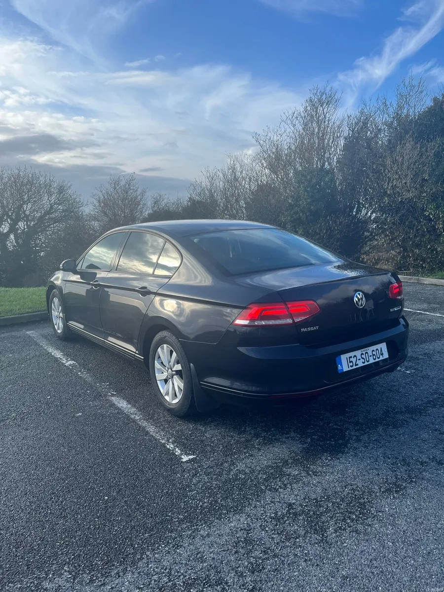 2015 Volkswagen Passat - Image 4