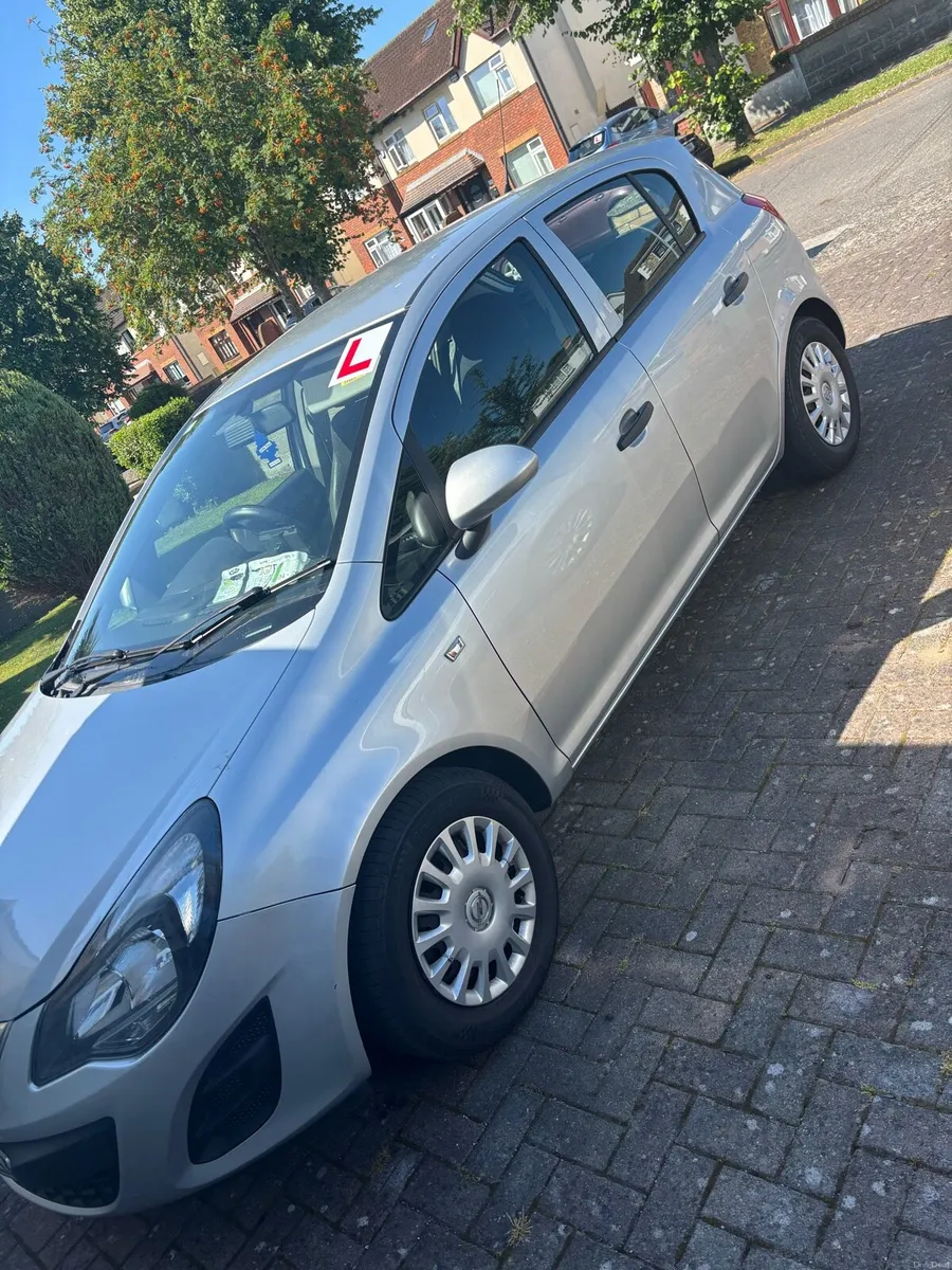 2014 Opel corsa - Image 1