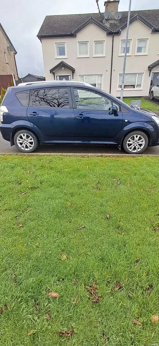 Toyota Corolla 2009 - Image 3