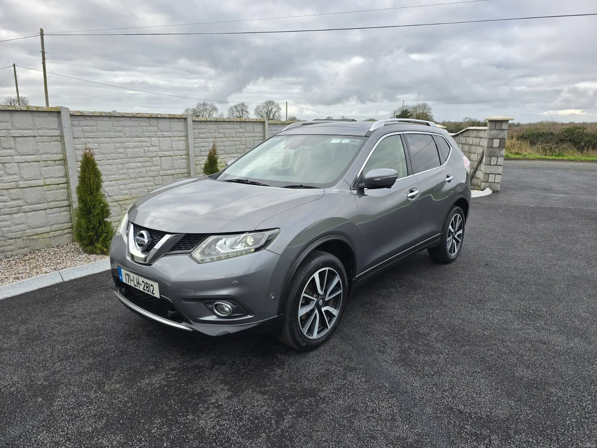 171 Nissan X-Trail 7 seater Panoramic - Image 4